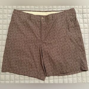 Greg Norman for Tasso Elba *Like New* Men's Golf Shorts. Amazing Colorway Sz 44